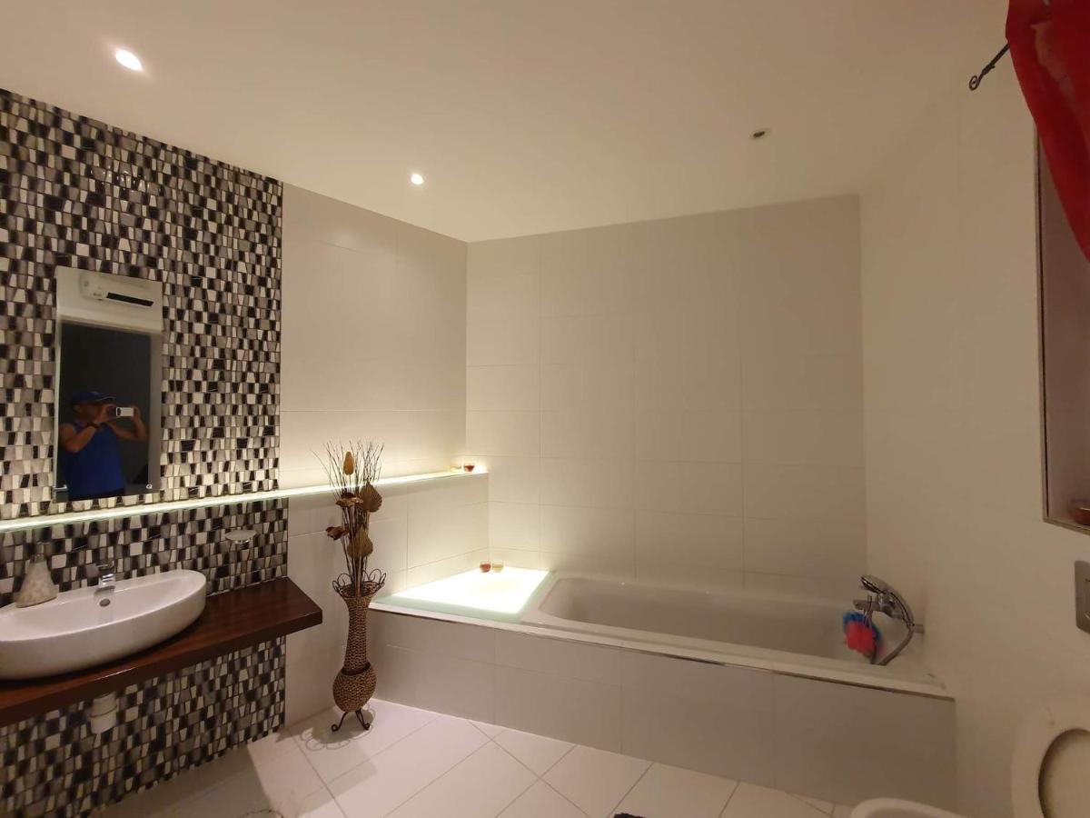 Sunset Holiday Apartment With Communal Pool + Views Ghajn Melel Exterior foto