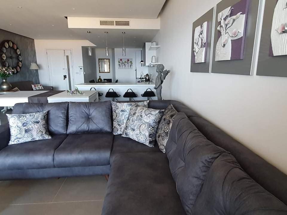 Sunset Holiday Apartment With Communal Pool + Views Ghajn Melel Exterior foto
