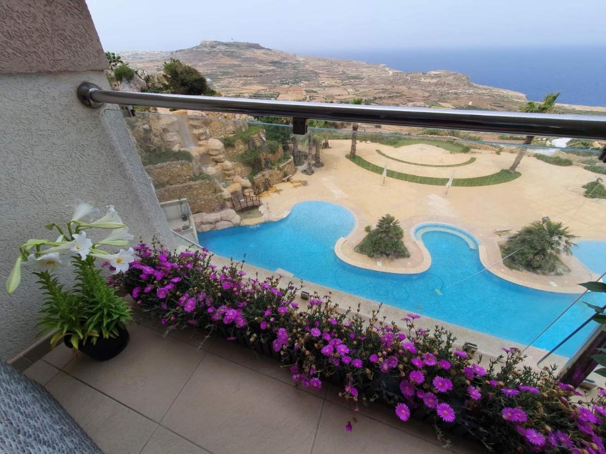 Sunset Holiday Apartment With Communal Pool + Views Ghajn Melel Exterior foto
